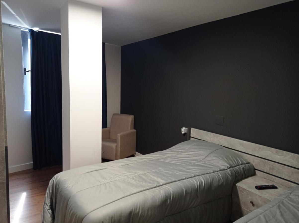 Apartamentos Hi Apartaments Santander 3000 มาลีอันโย ภายนอก รูปภาพ