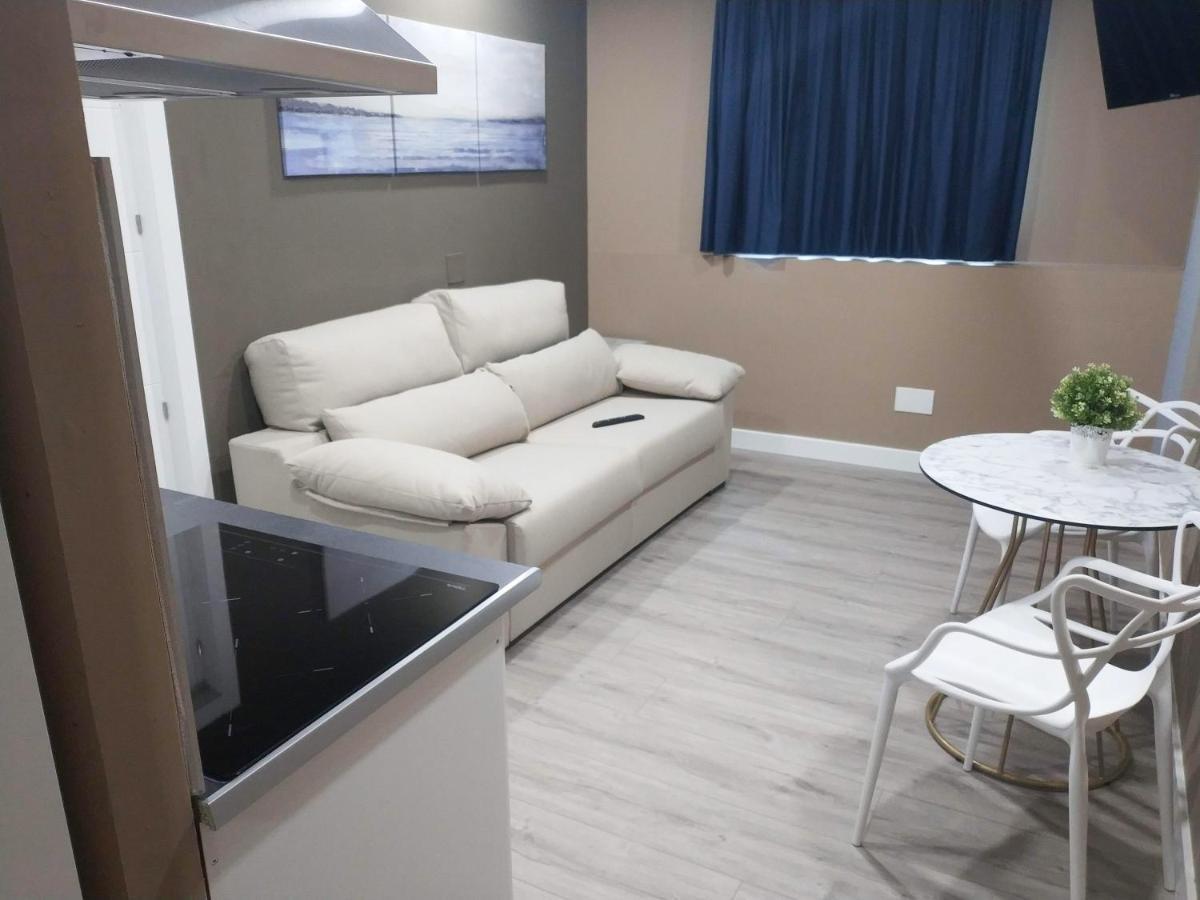 Apartamentos Hi Apartaments Santander 3000 มาลีอันโย ภายนอก รูปภาพ