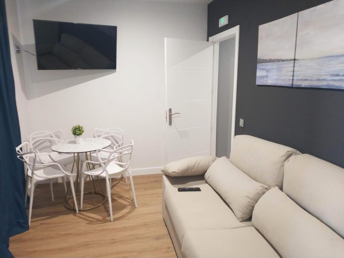Apartamentos Hi Apartaments Santander 3000 มาลีอันโย ภายนอก รูปภาพ