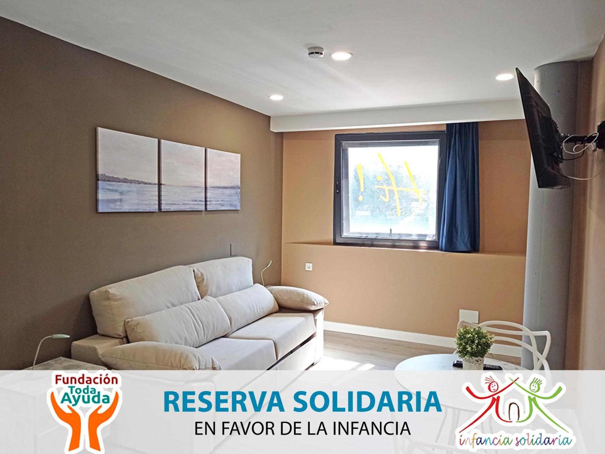 Apartamentos Hi Apartaments Santander 3000 มาลีอันโย ภายนอก รูปภาพ